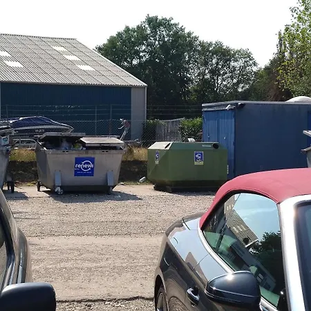 Hausboot Leukermeer Båthotell *