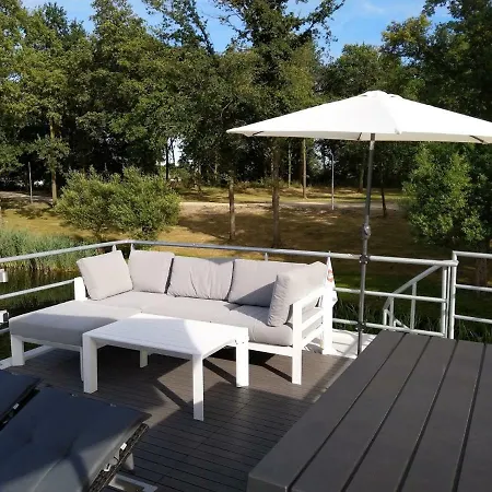 Hausboot Leukermeer Hotel en barco *