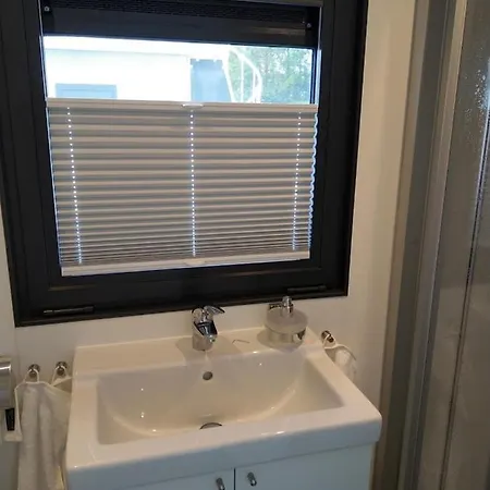 Hausboot Leukermeer Hotel en barco Well (Limburg)