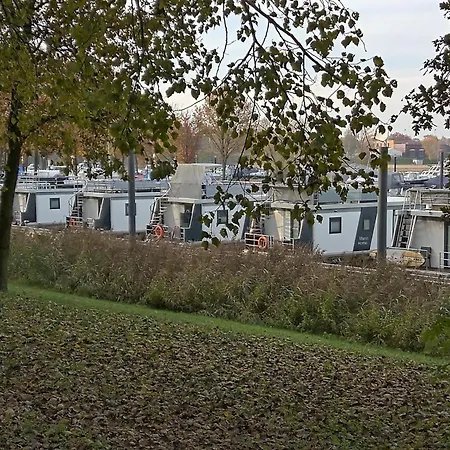 Hotel en barco Hausboot Leukermeer Well (Limburg)