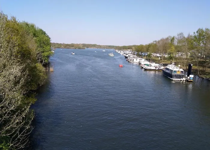Botel Hausboot Leukermeer *